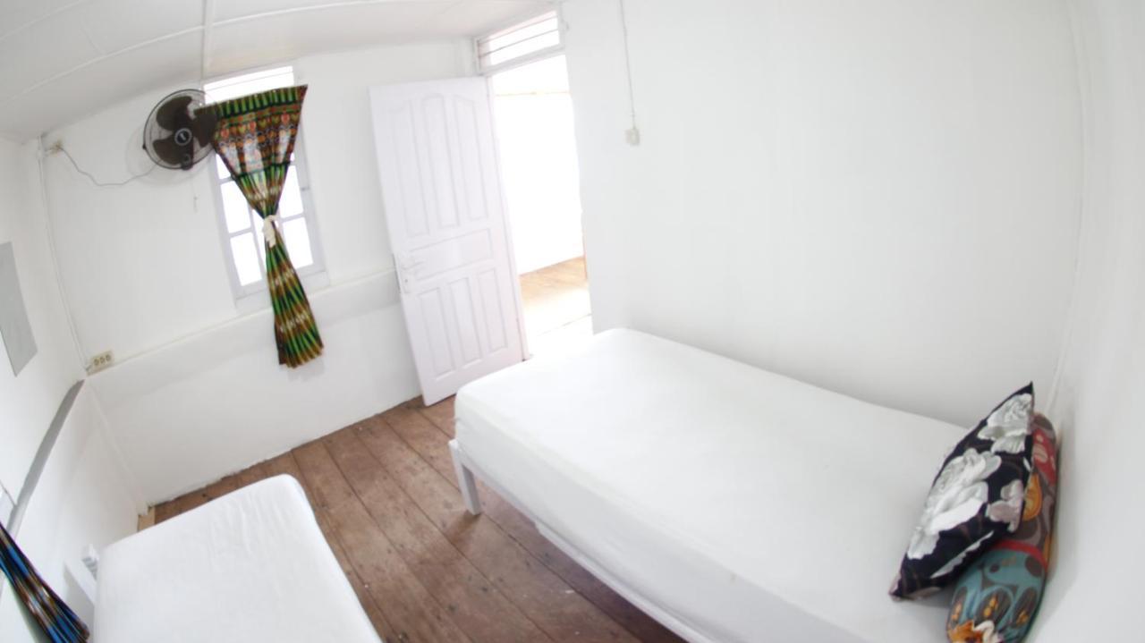 Nias Surf Stay Lagudri Bagian luar foto